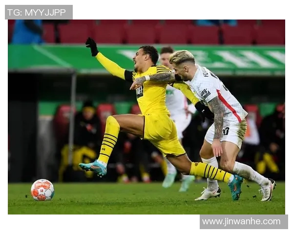 奥格斯堡稳居榜首，保级形势一片大好