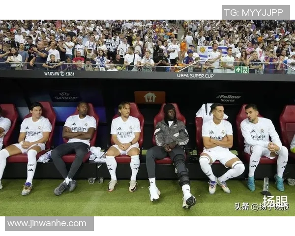 皇马晋级欧冠决赛！维拉内维加突破禁区绝杀，梦幻一球帮助球队逆转晋级半决赛