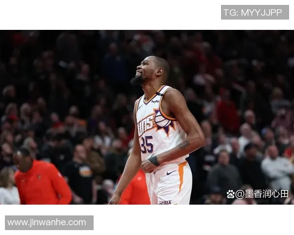 火箭107-104险胜鹈鹕，年轻阵容展现未来希望