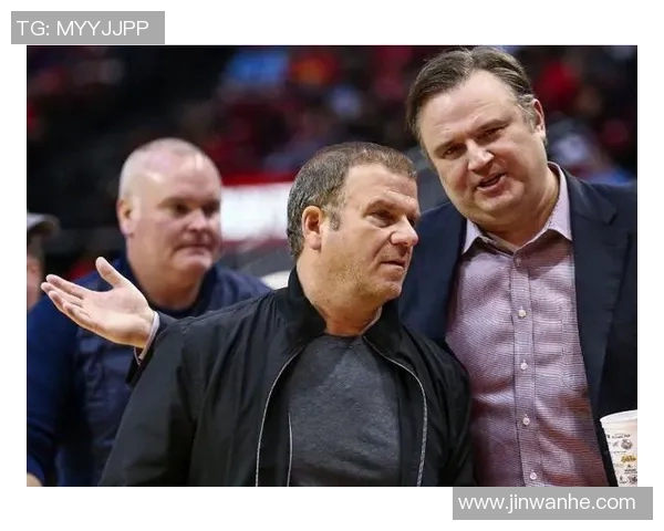 火箭队主帅瓦隆迪被解雇,莫雷临时执掌夏季联赛 火箭队主帅瓦隆迪被解雇,莫雷临时执掌夏季联赛