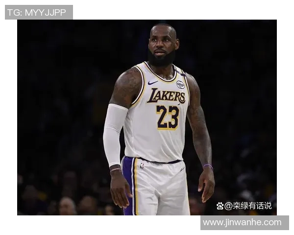 克劳福德在湖人的表现备受瞩目：他将如何改变比赛格局？