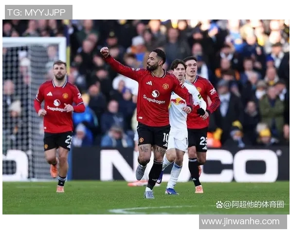 新曼联惨遭曼城3-0血洗，战平利物浦后曼城登顶英超榜，霸主归来！